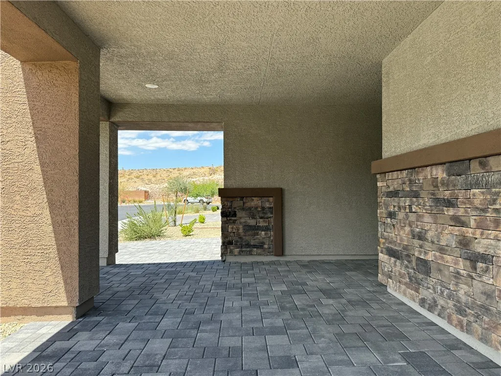 9956 Joshua Foothills Street — photo 3