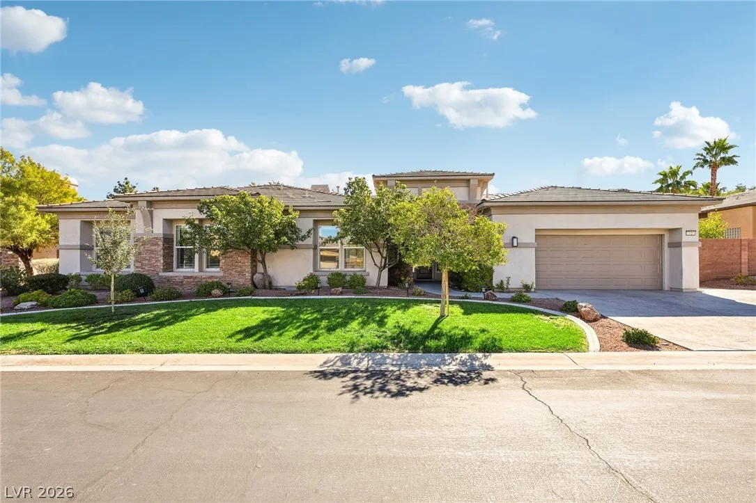 1721 Choice Hills Drive — photo 2