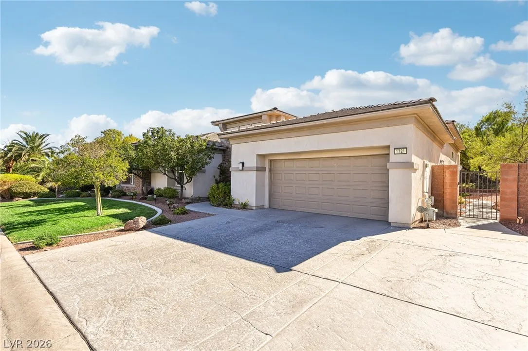 1721 Choice Hills Drive — photo 3