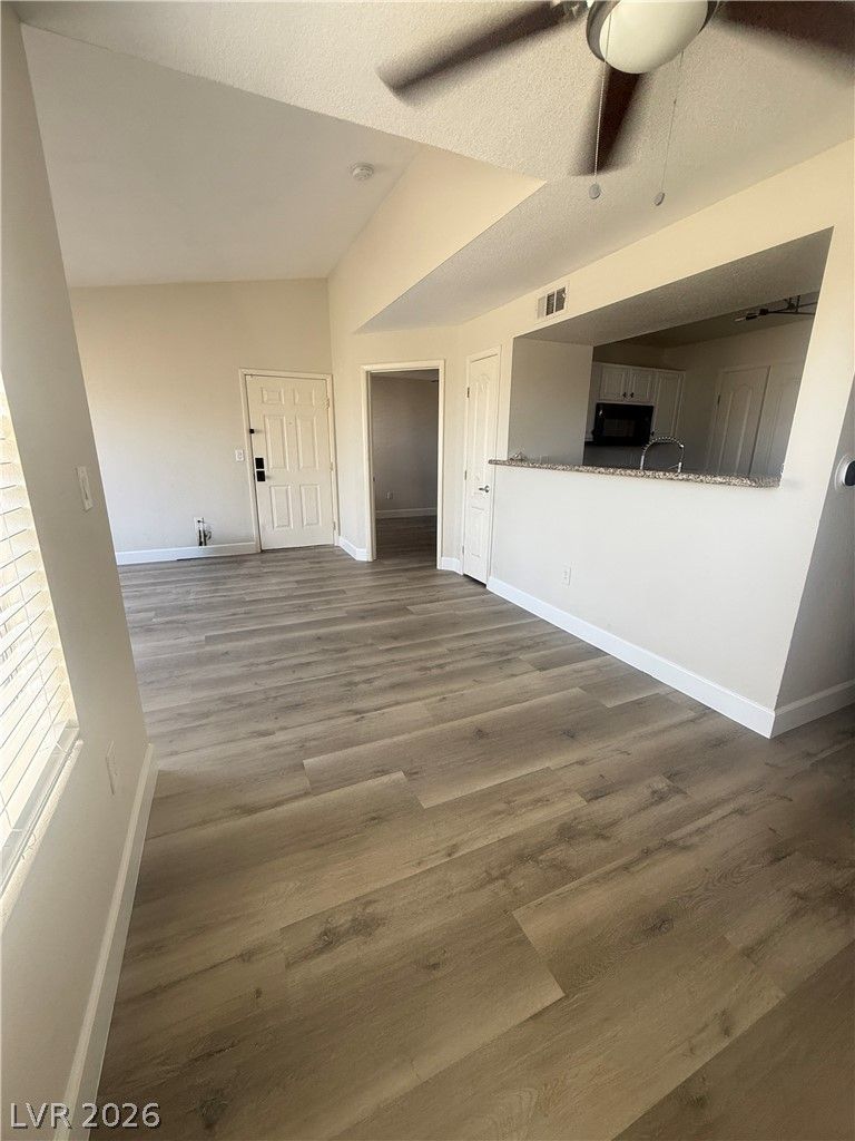 5055 West Hacienda Avenue 2104 — photo 3