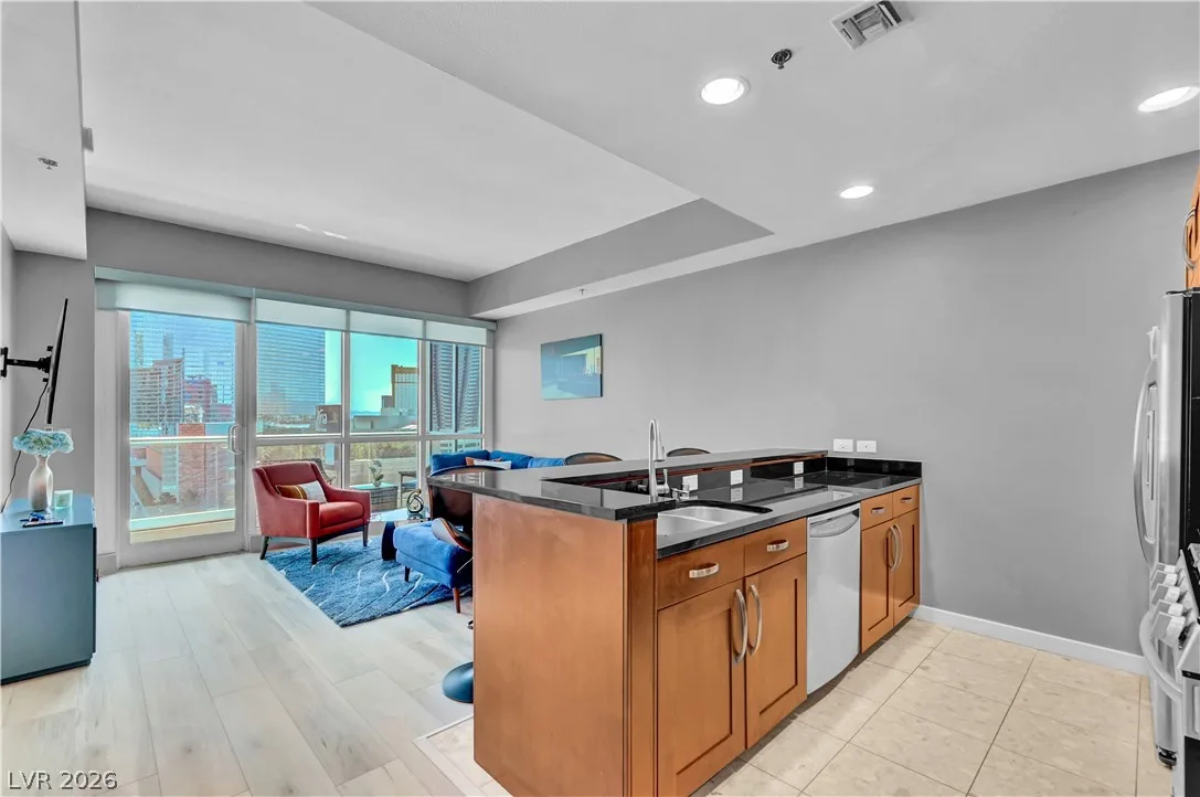 4525 Dean Martin Drive 1101 — photo 2