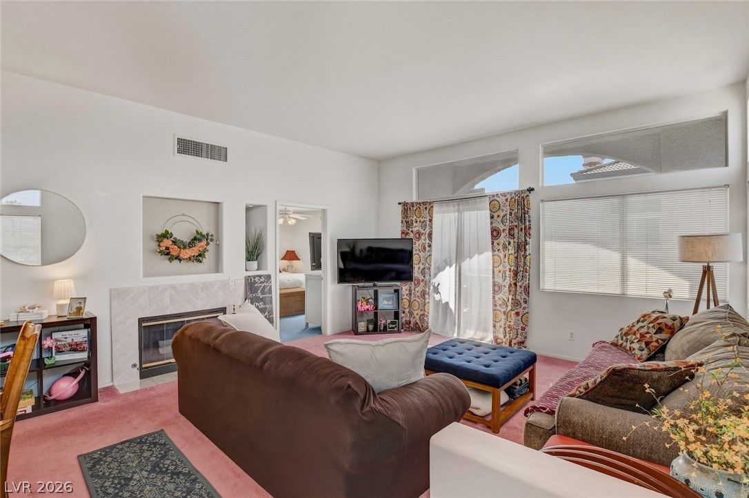 3125 North Buffalo Drive 2138 — photo 4