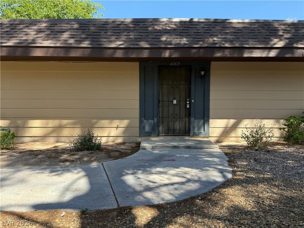 6162 Meadow Vista Lane — photo 3 of 28