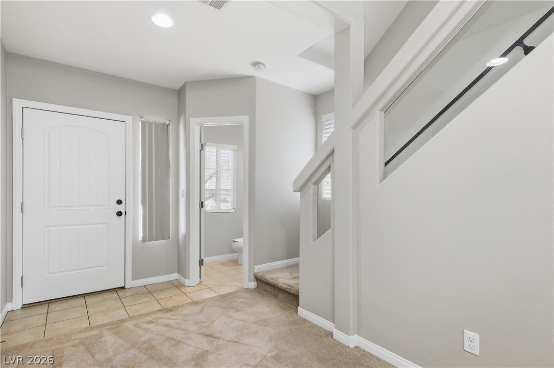 6713 Philharmonic Avenue — photo 5