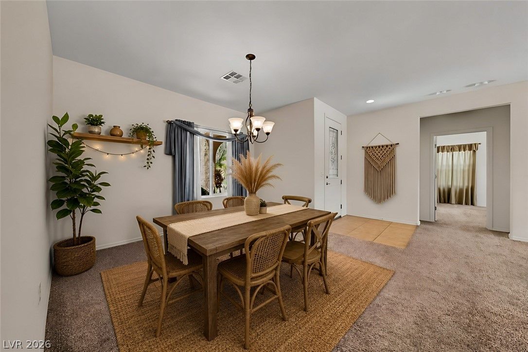 2381 Rosendale Village Avenue — photo 5