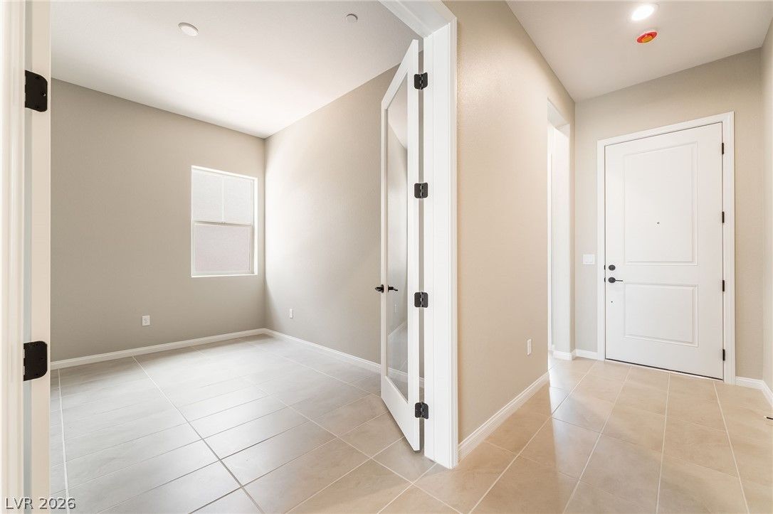 654 Ambridge Drive — photo 5