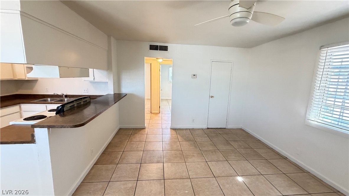 3356 Sylvia Street 3 — photo 2 of 20