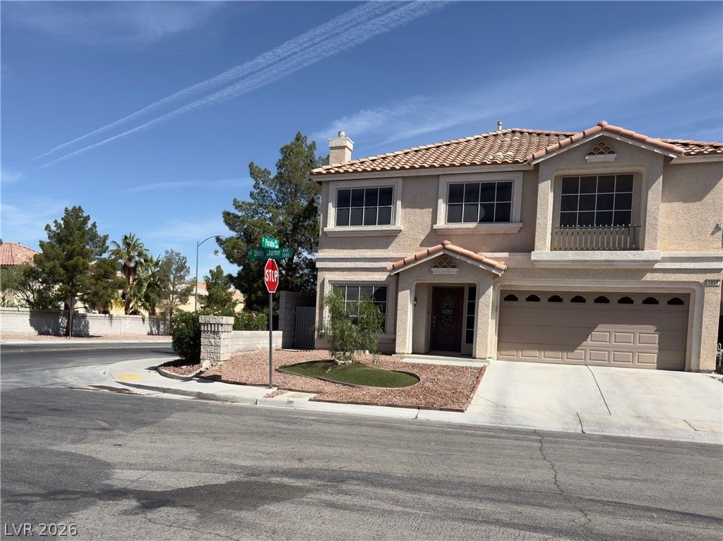 1010 Shady Charmer Avenue — photo 4