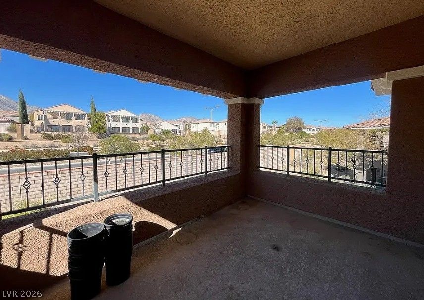 11870 Tevare Lane 2084 — photo 4 of 9
