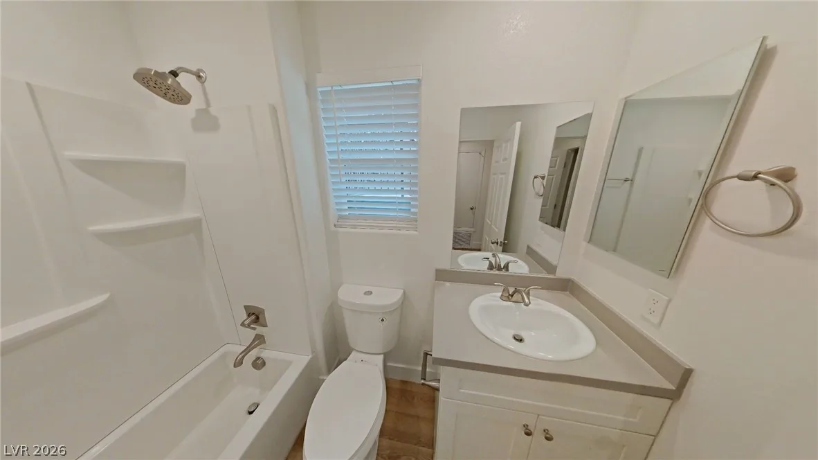 1821 Santa Paula Drive 103 — photo 4