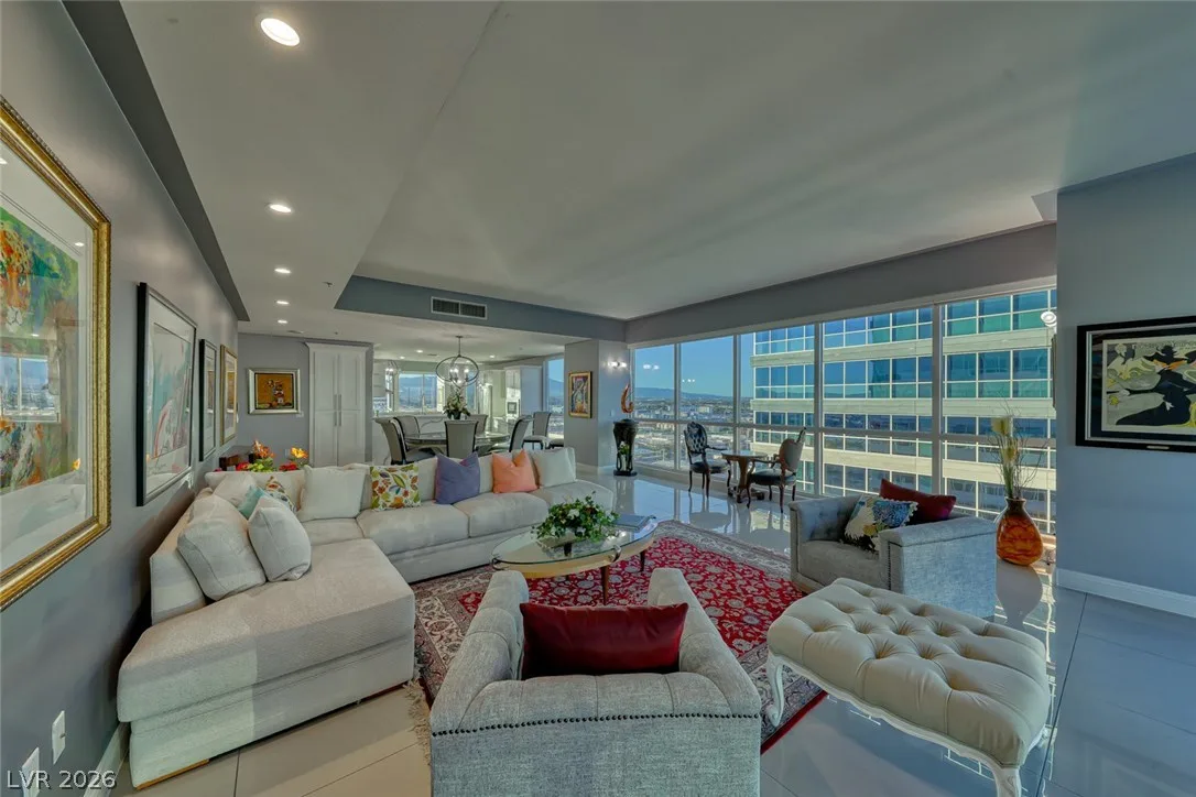 4575 Dean Martin Drive 1912 — photo 4