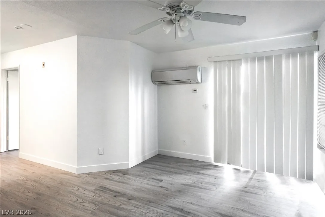 510 Elm Drive 106 — photo 2
