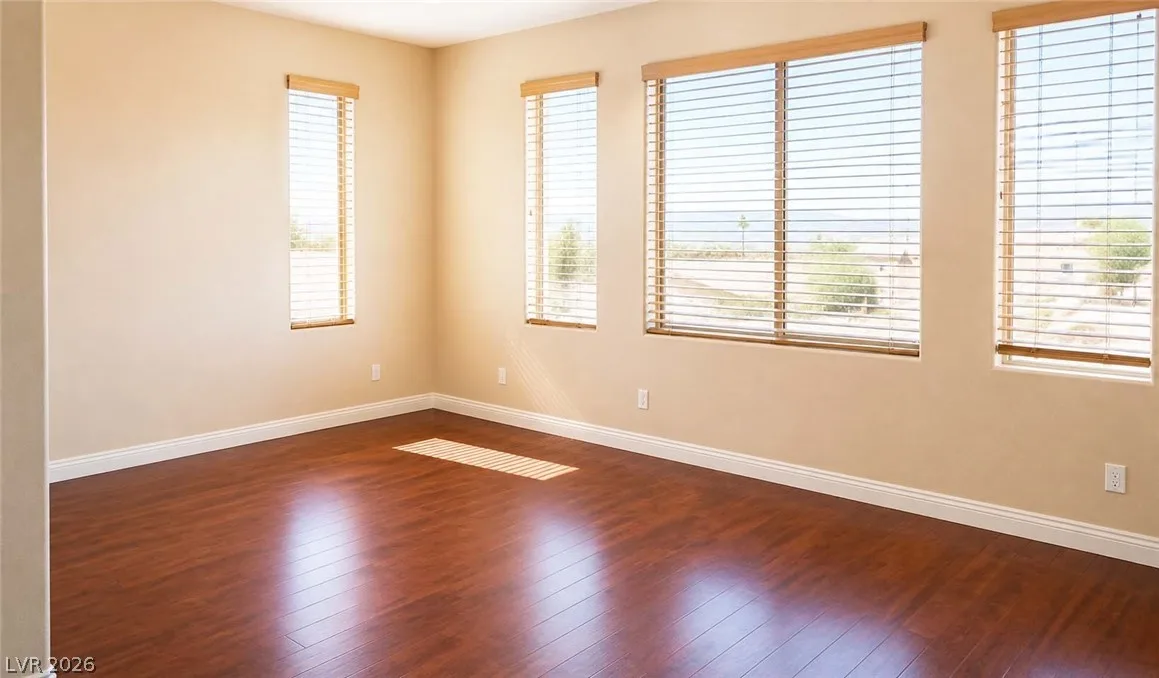 11056 Lampione Street — photo 4 of 4