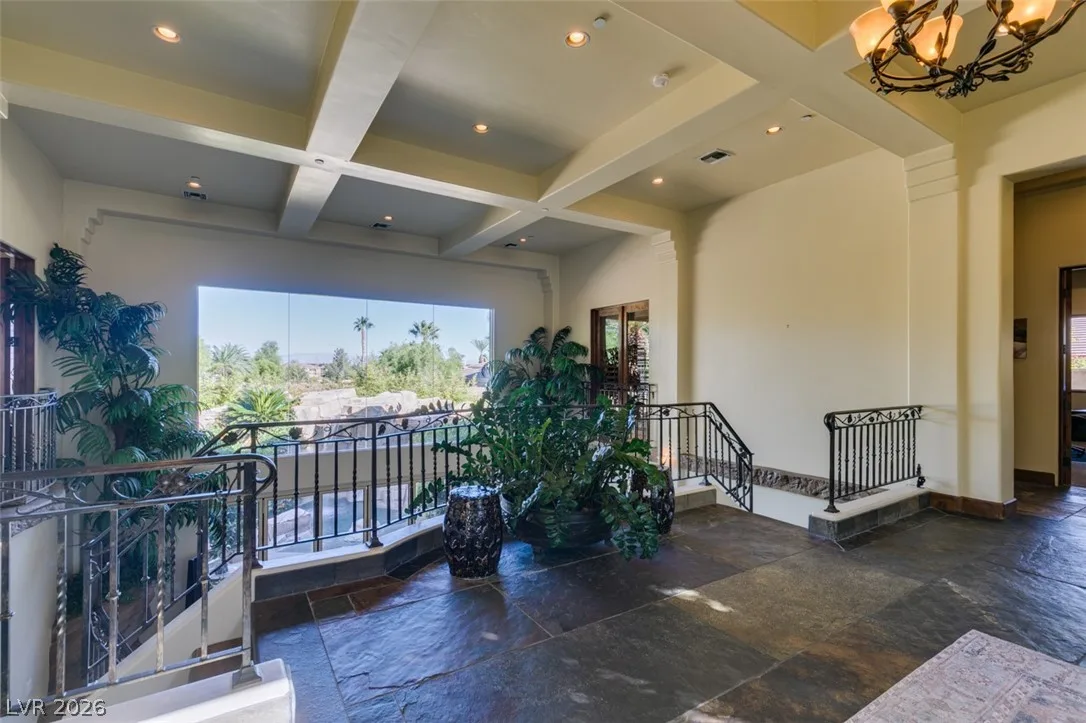 549 Regents Gate Drive — photo 5