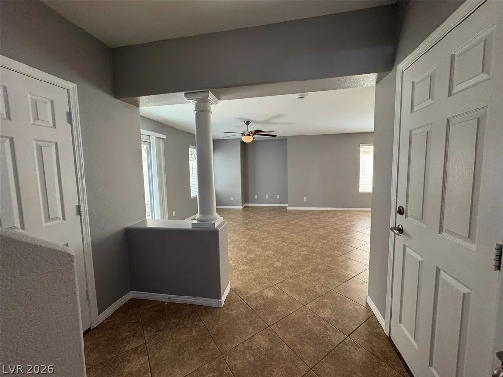 7267 Phlox Road — photo 2