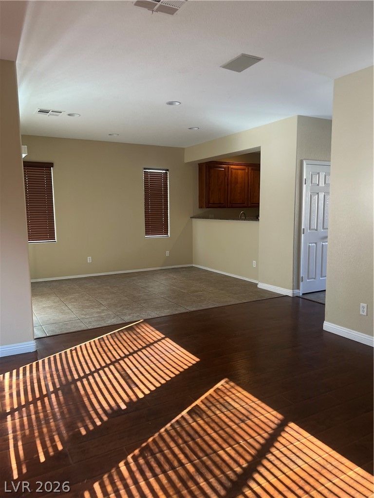 6721 Carlisle Grove Avenue — photo 2