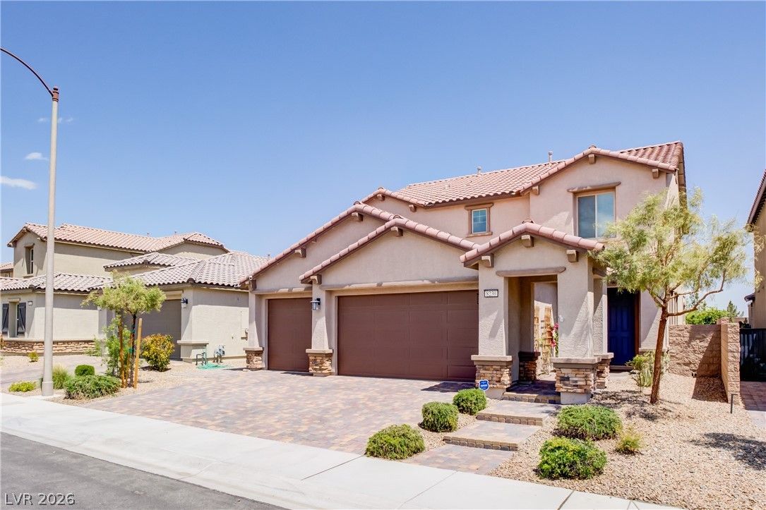 8230 Skye Struck Drive — photo 2