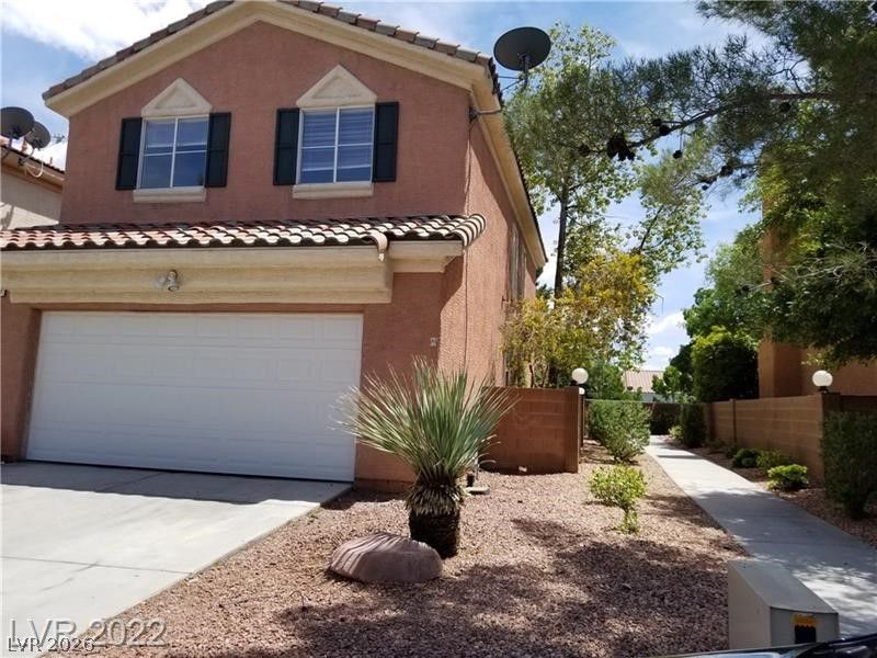 9937 La Paca Avenue — photo 4 of 41