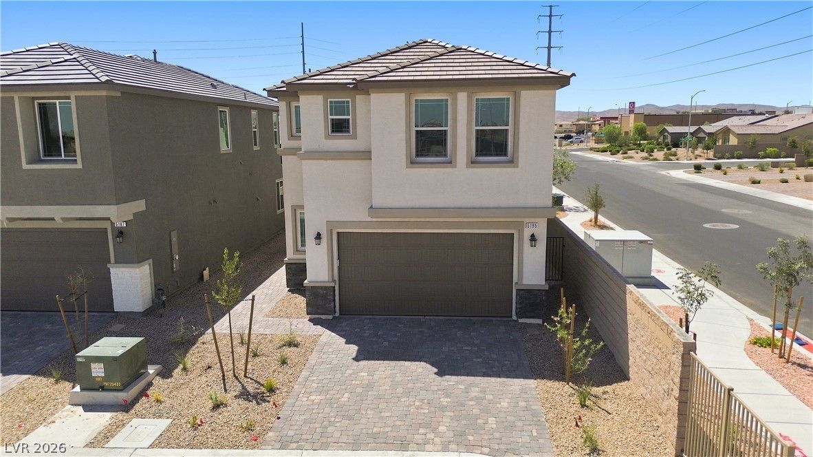 5195 Dustin Keller Avenue — photo 2