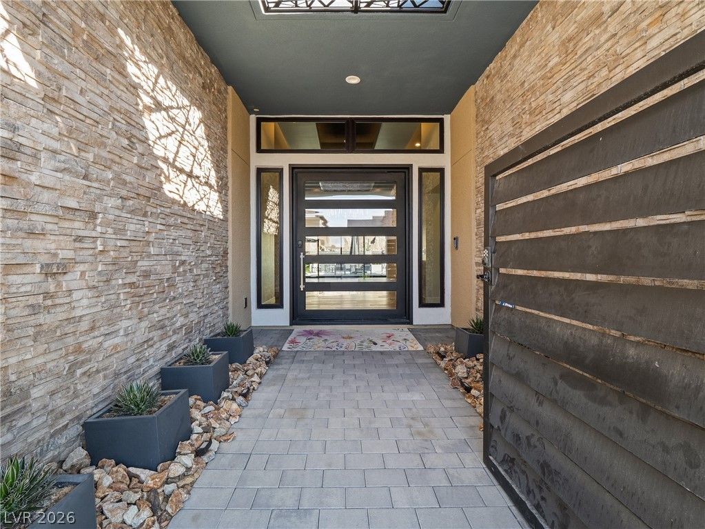 2211 Ledge Rock Lane — photo 4