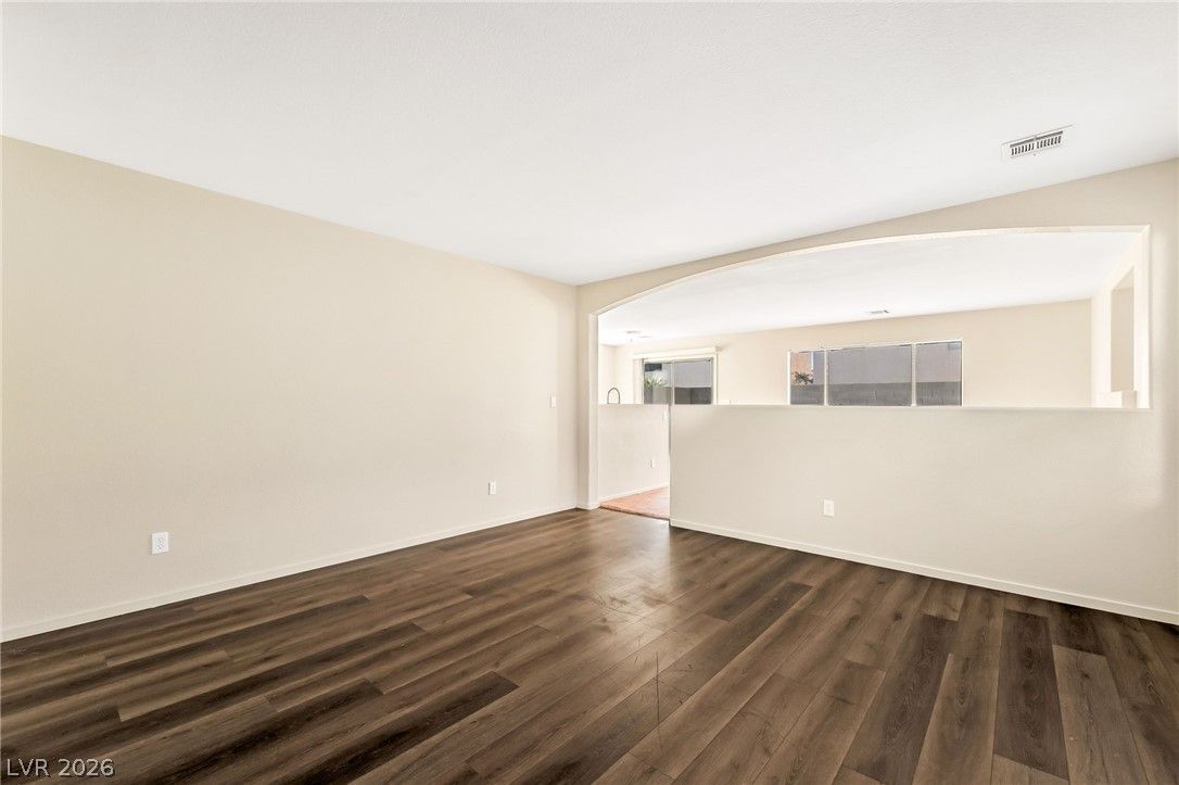 4849 Lone Grove Drive — photo 3 of 16