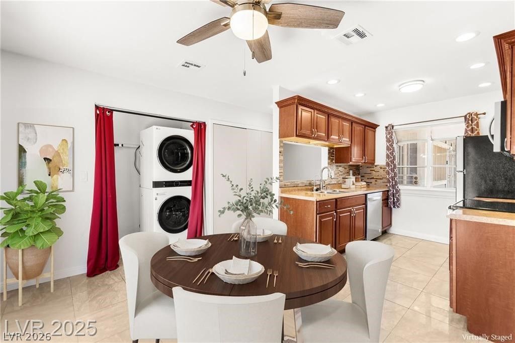 5831 Medallion Drive 101 — photo 3
