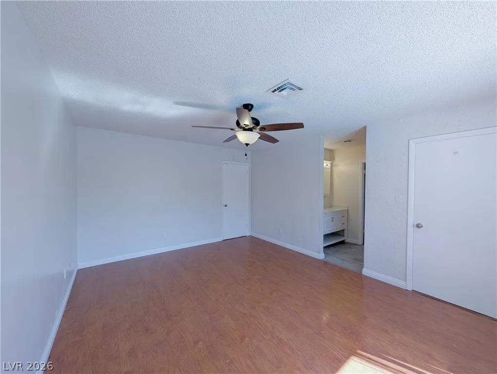 3667 Descanso Street — photo 3