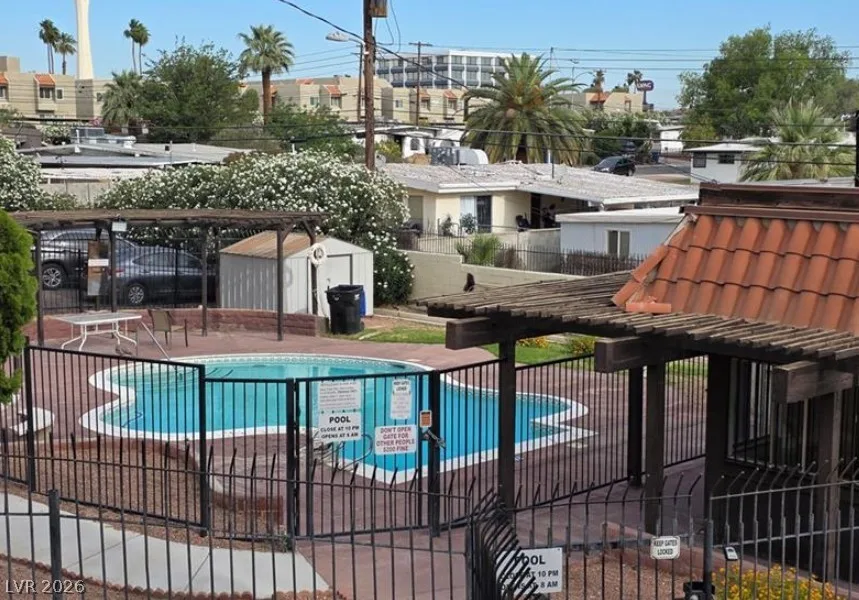 1440 Vegas Valley Drive 8 — photo 3