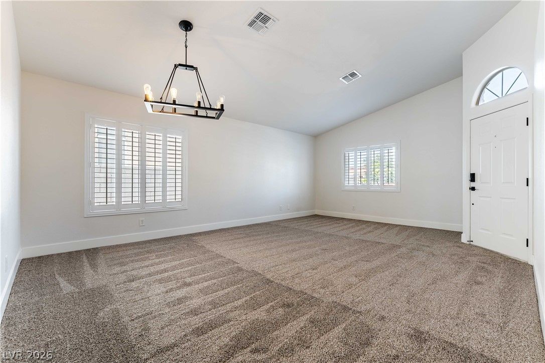 4513 Vogue Street — photo 3