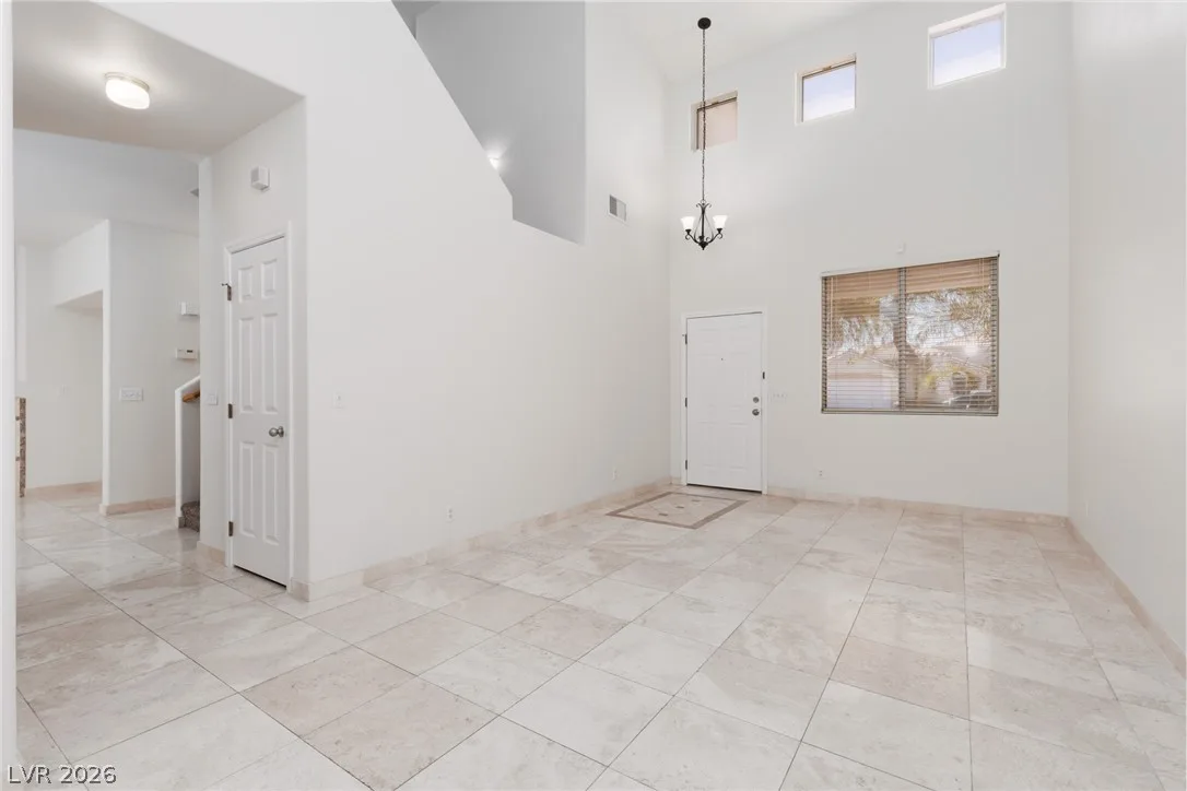 9434 Baltinglass Street — photo 4