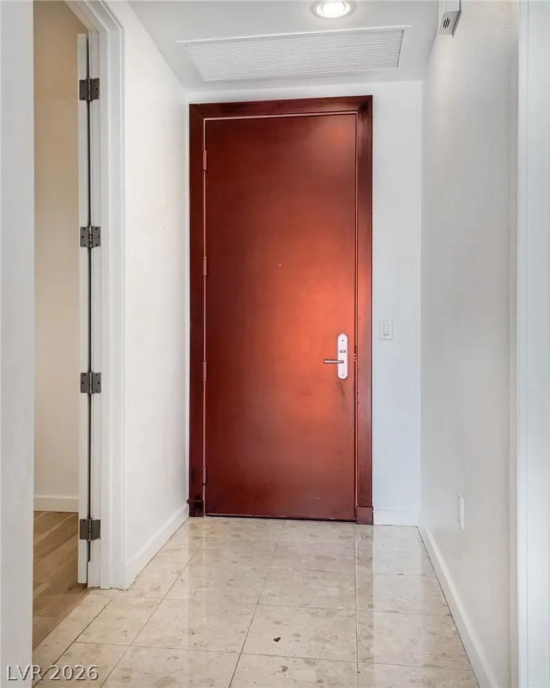 4575 Dean Martin Drive 1004 — photo 2
