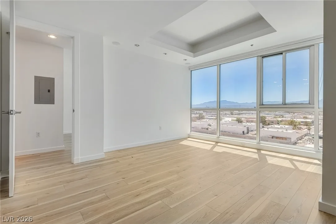 4575 Dean Martin Drive 1004 — photo 3