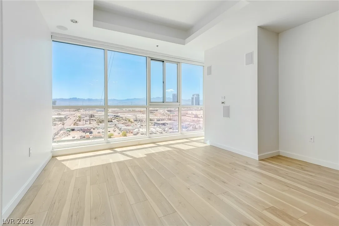 4575 Dean Martin Drive 1004 — photo 4