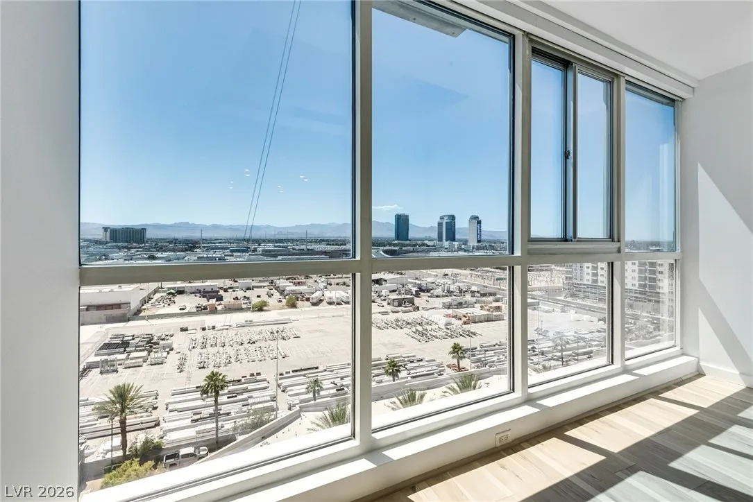 4575 Dean Martin Drive 1004 — photo 5