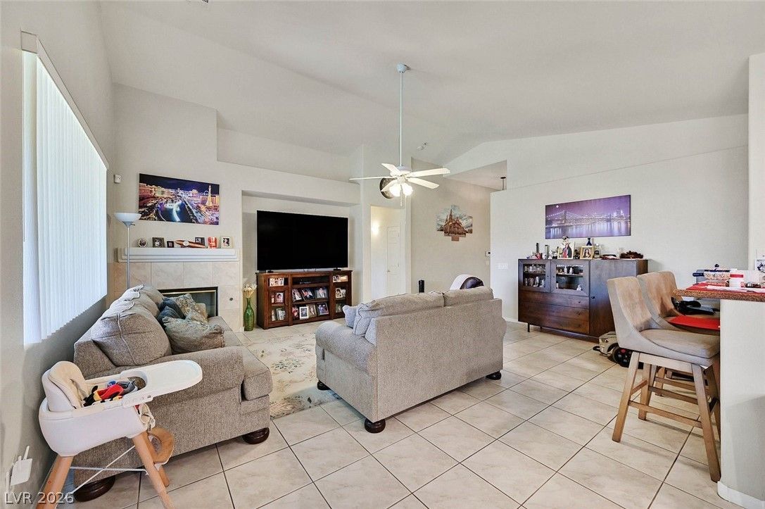 3704 Waynesvill Street — photo 5