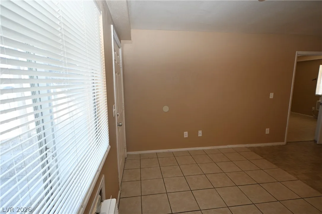 3017 East Carey Avenue 2 — photo 4