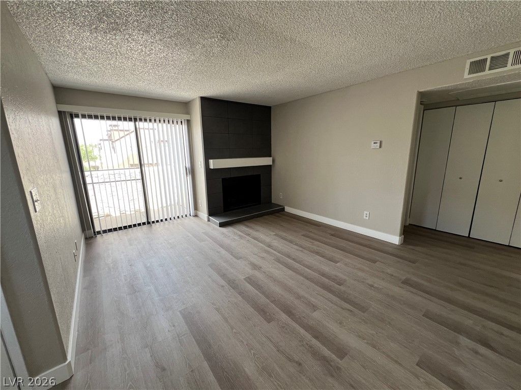 2981 Juniper Hills Boulevard 203 — photo 5