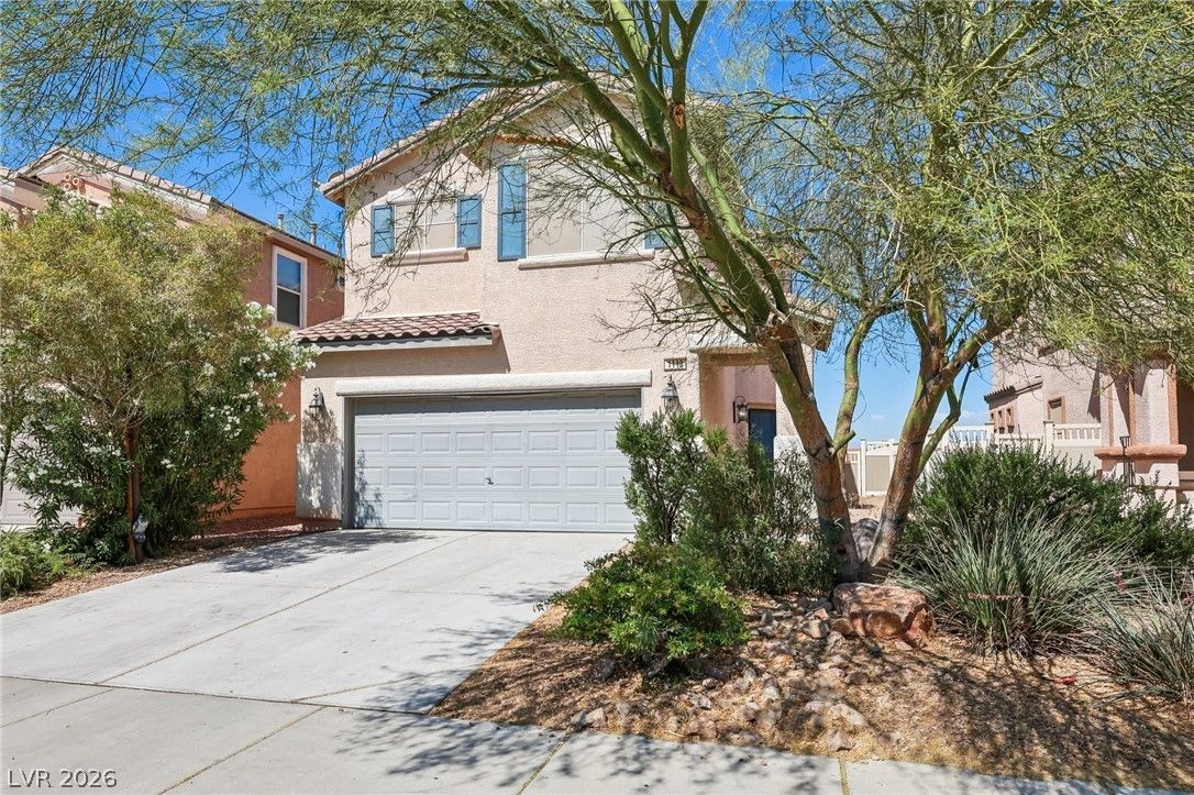 1113 Cactus Rock Street — photo 2 of 49