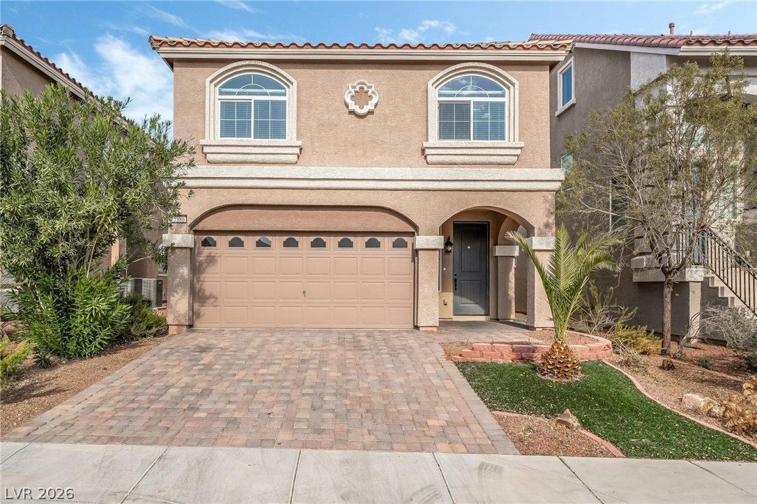 5986 Azzura Palms Avenue — photo 2 of 40