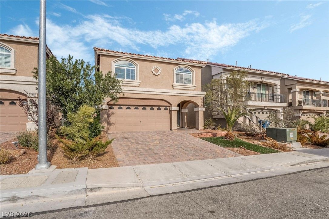 5986 Azzura Palms Avenue — photo 3 of 40