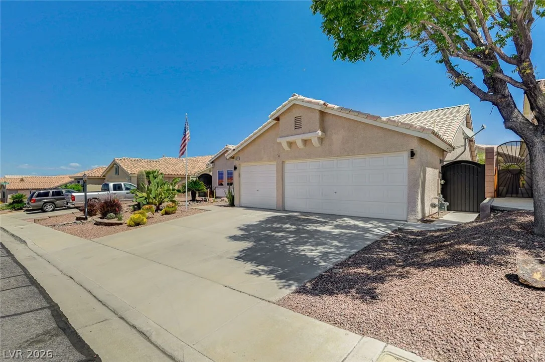 2478 Vegas Vic Street — photo 4