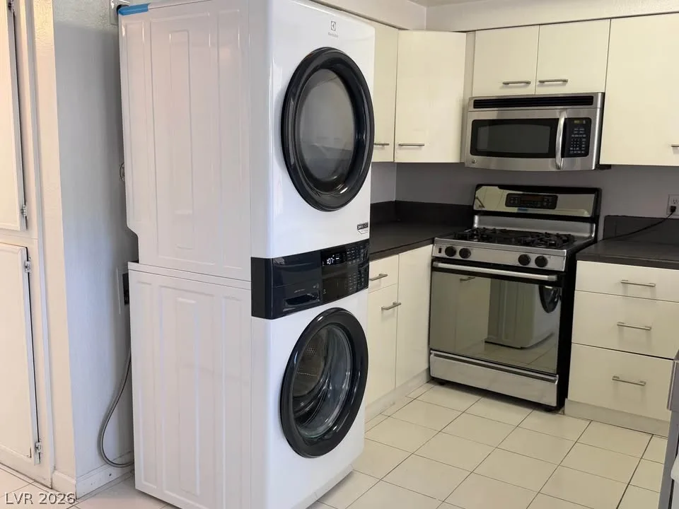 4770 Topaz Street 6 — photo 4