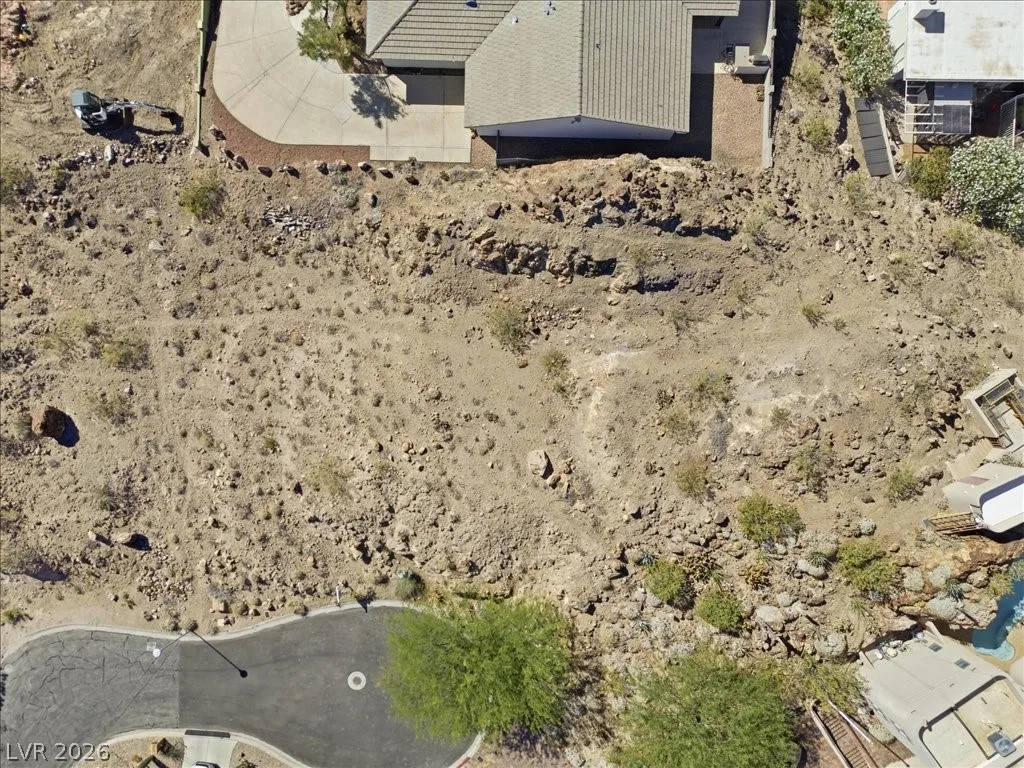 885 Edie Place — photo 5