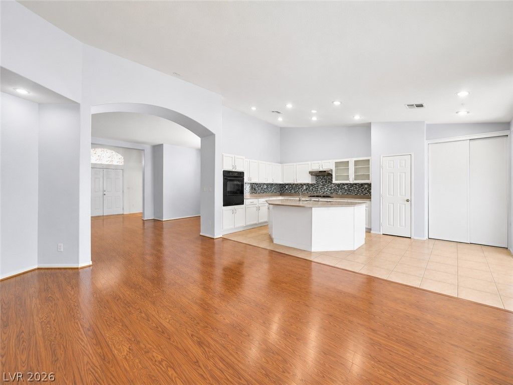 5448 Flying Arrow Place — photo 2