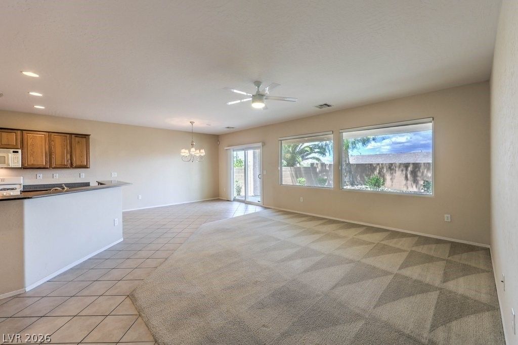 2387 Hydrus Avenue — photo 3