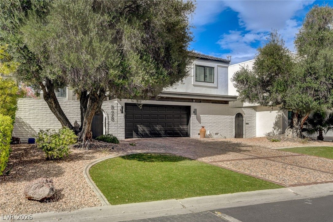 828 Vegas Valley Drive — photo 3