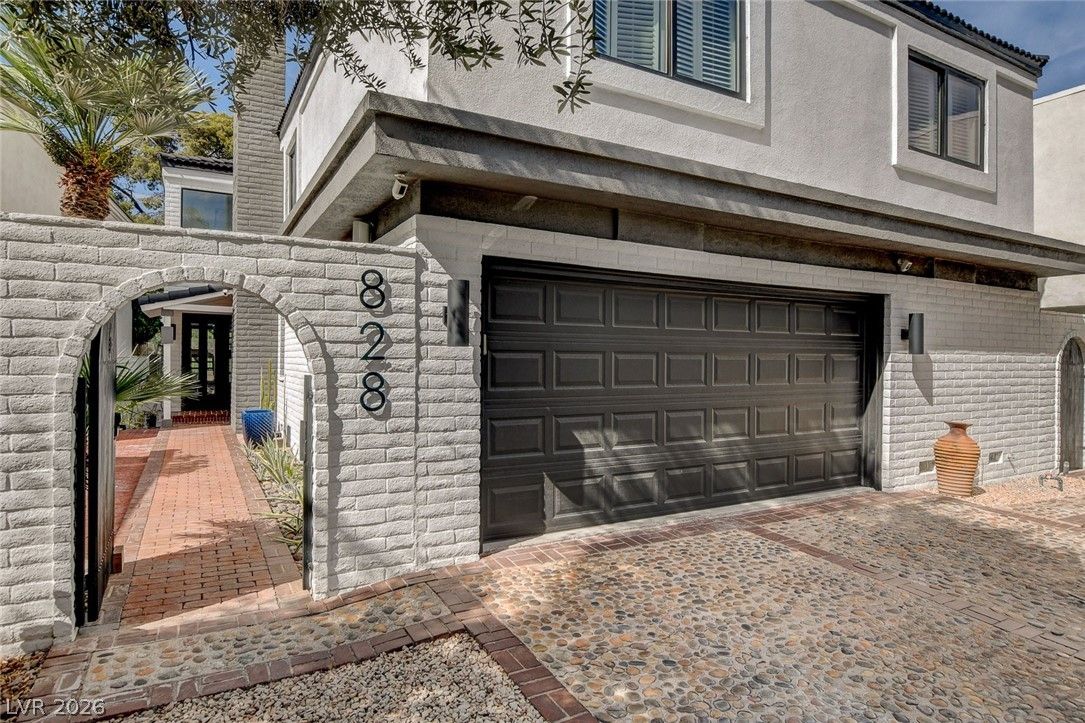 828 Vegas Valley Drive — photo 5