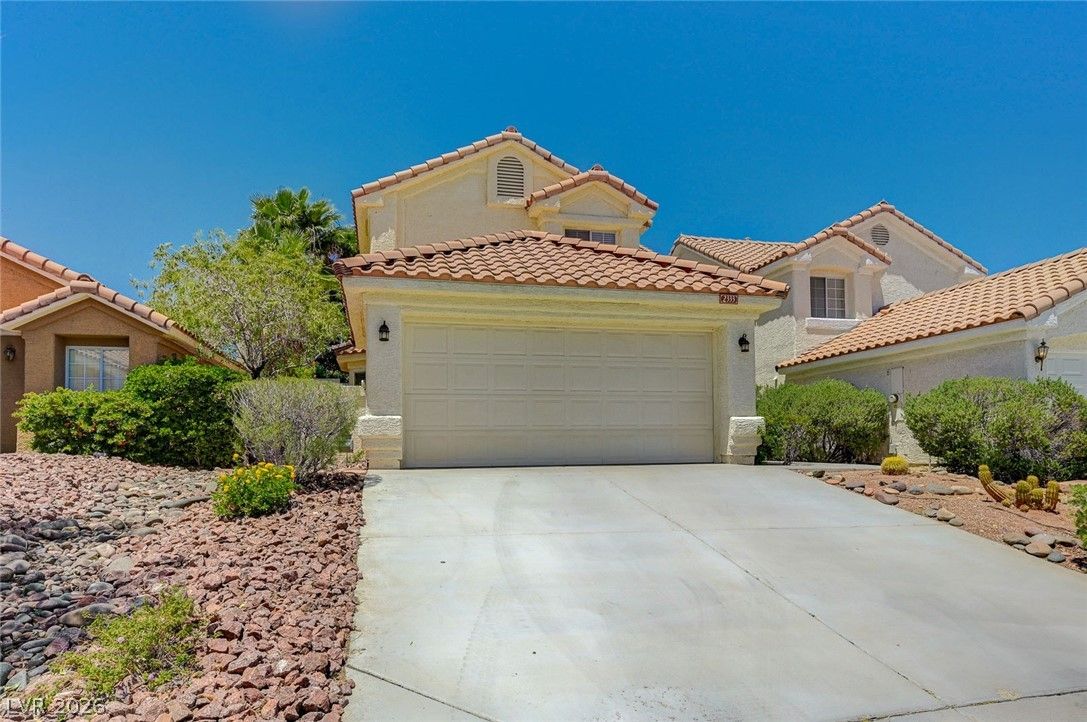 2333 Jasmine Garden Drive — photo 4