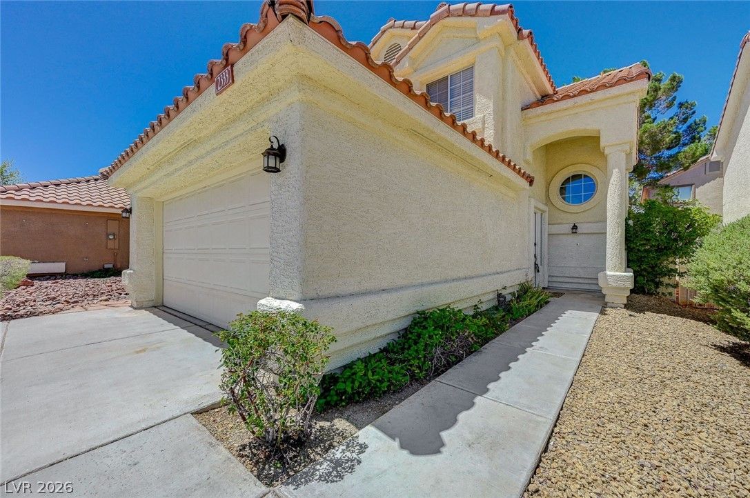 2333 Jasmine Garden Drive — photo 5