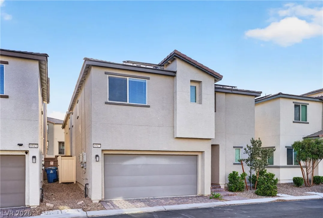 6947 Magenta Moon Street — photo 2
